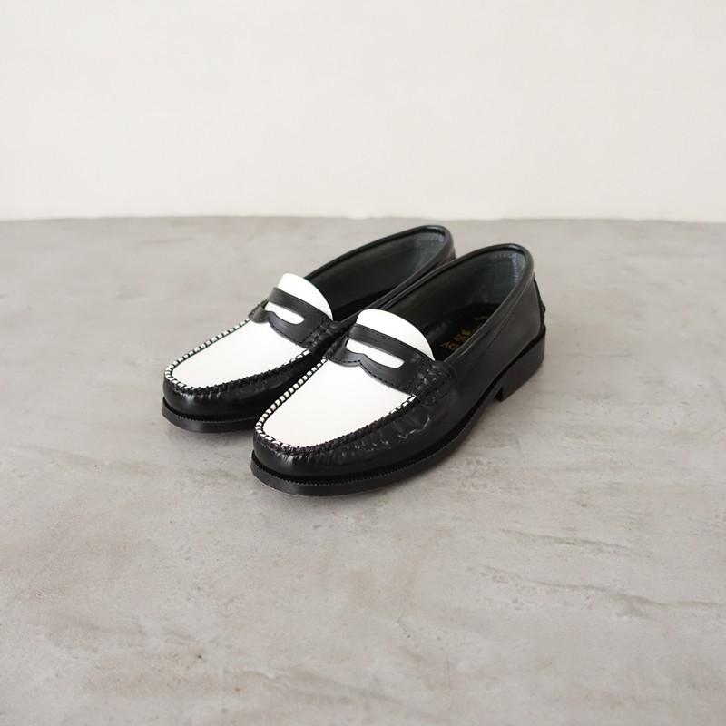 【新品未使用】 ARTESANOS ローファー　36 ARTESANOS（アルテサノス） 【定価2.4万】アルテサノス *バイカラー