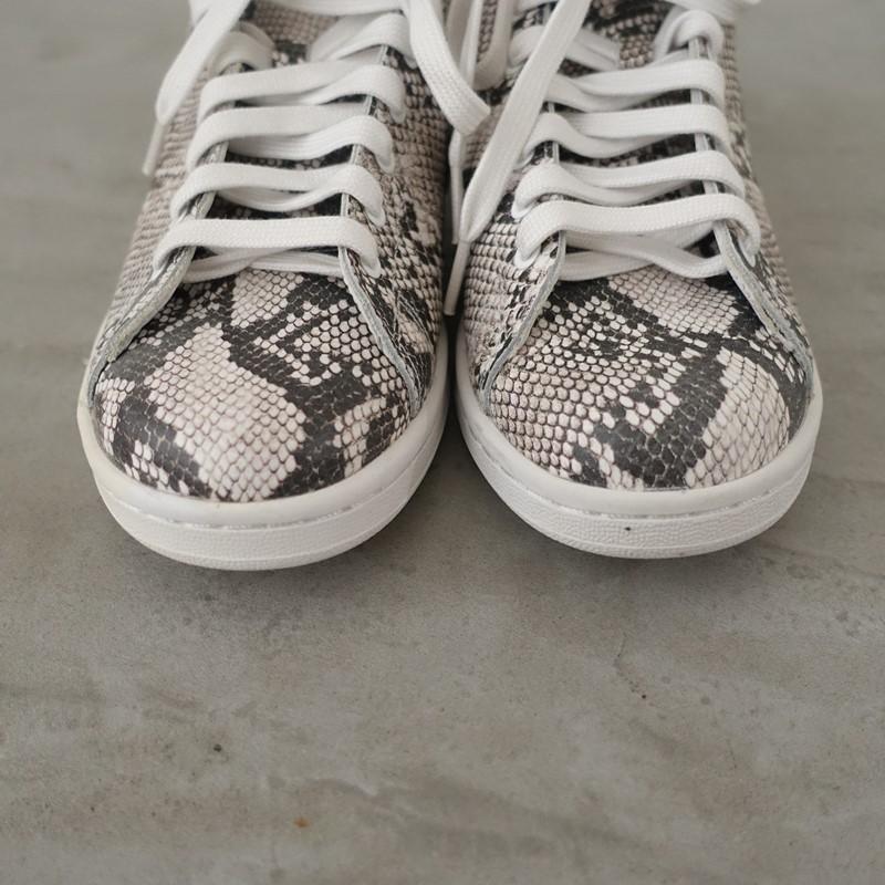 定価2.2万】ハイク×アディダスオリジナルス HYKE×adidas originals 