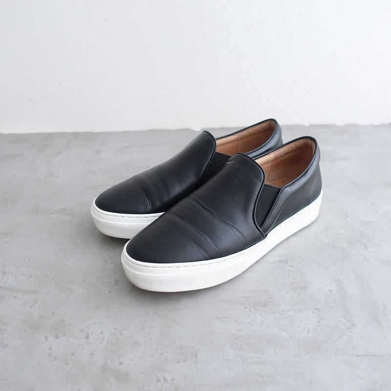MOHI（モヒ） 【定価1.6万】モヒ MOHI... *スムースレザースリッポン 