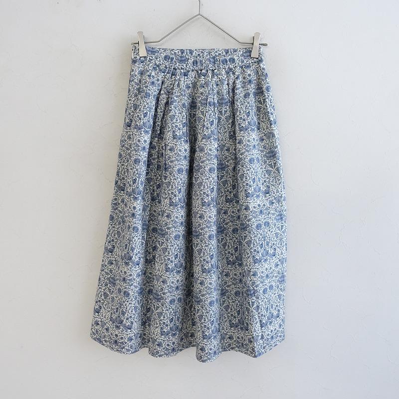 Te chichi テチチ *リバティプリントタナローンタックフレア