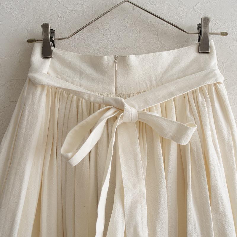 美品 charrita チャリータ マンタ生地 ベルトリボンギャザースカート