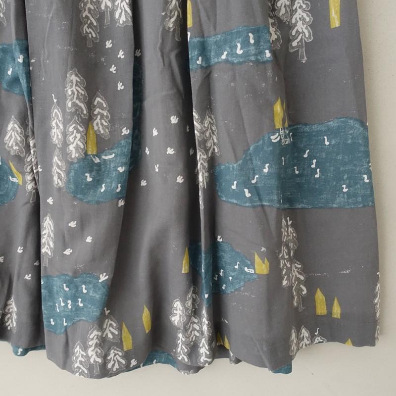 【定価6.3万】ミナペルホネン mina perhonen *forest village プリントギャザースカート*36綿グレーゴム(sk25-2602-677)【52C62a】の画像