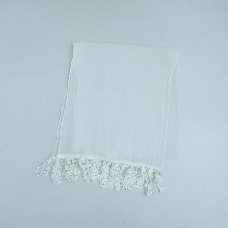 mina perhonen（ミナペルホネン） *forest parade ストール*オフ白