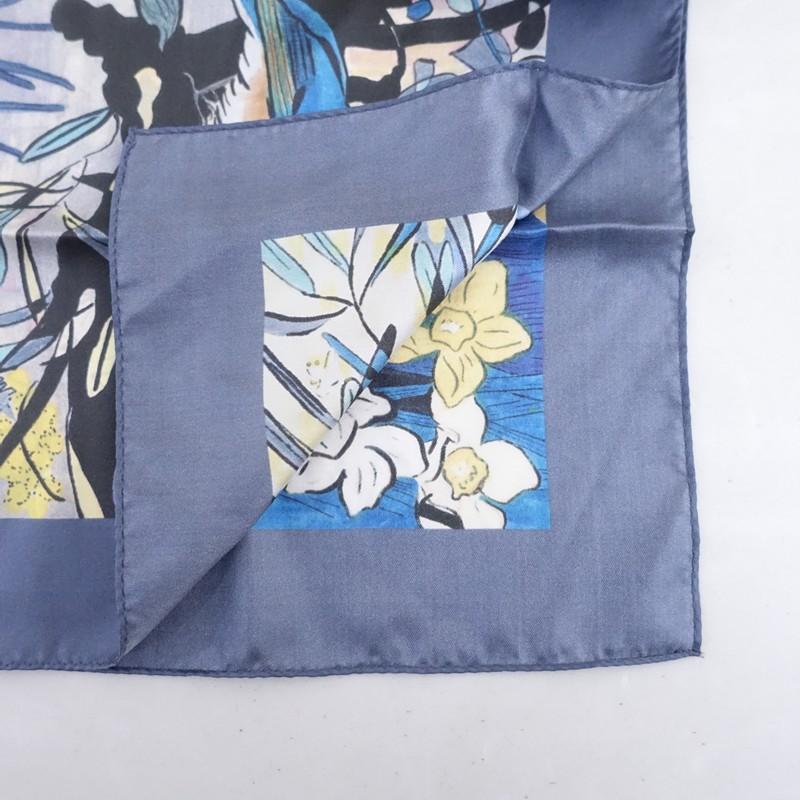 美品】KURASHI&Trips PUBLISHING*色づかいにこだわったシルクスカーフ