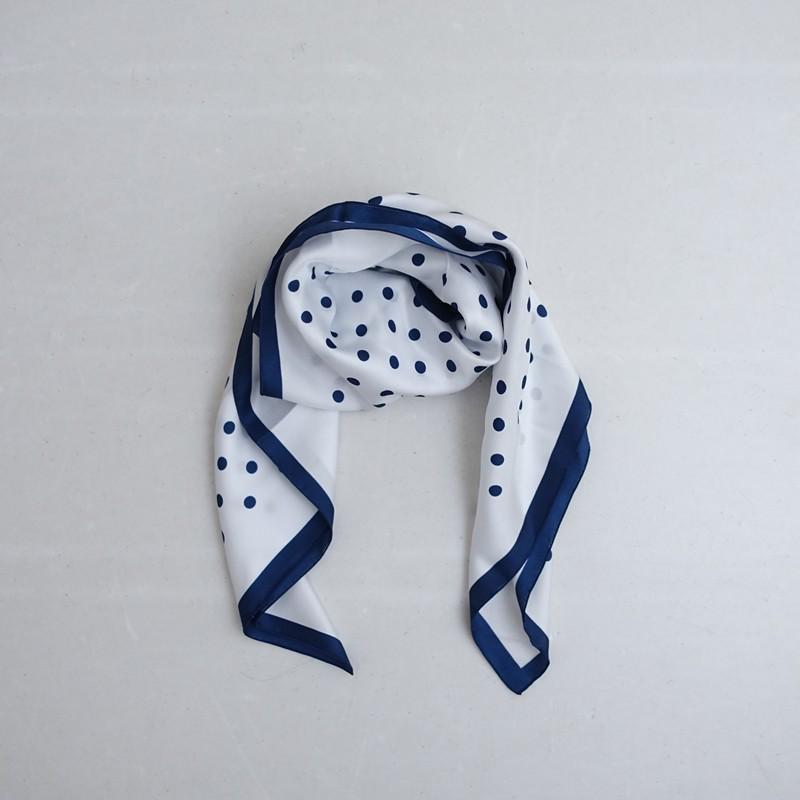 MALFROY（マルフロイ） *ドット柄シルクスカーフ*水玉オフ白×紺絹1225