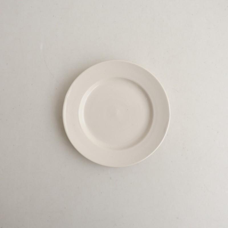 リム皿　岡田直人 美品】岡田直人 *リム皿 12cm*食器お皿キッチン作家ホワイト【陶器