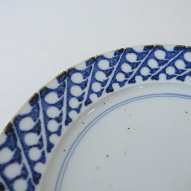 砥部焼 中田窯 8寸リム皿 すずらん*食器お皿うつわ器キッチン【陶器