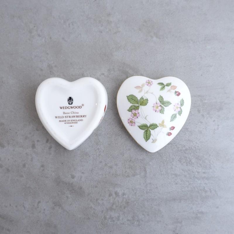 WEDGWOOD（ウェッジウッド） *ワイルドストロベリー 小物入れ ハート型