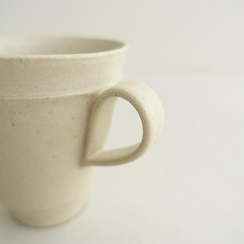 イトウサトミ *マグカップ*コップコーヒーホワイト食器作家【陶器