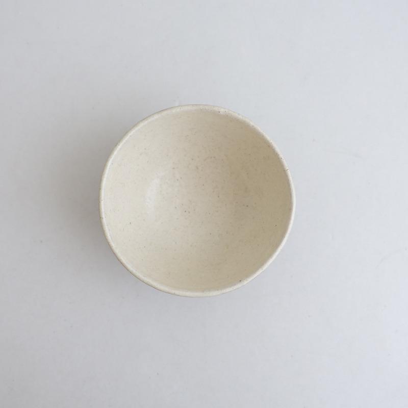 金井啓さんの花柄の茶碗 作家さん 美品】金井啓 *ドット柄 飯碗*器うつわお茶碗水玉食器作家【陶器