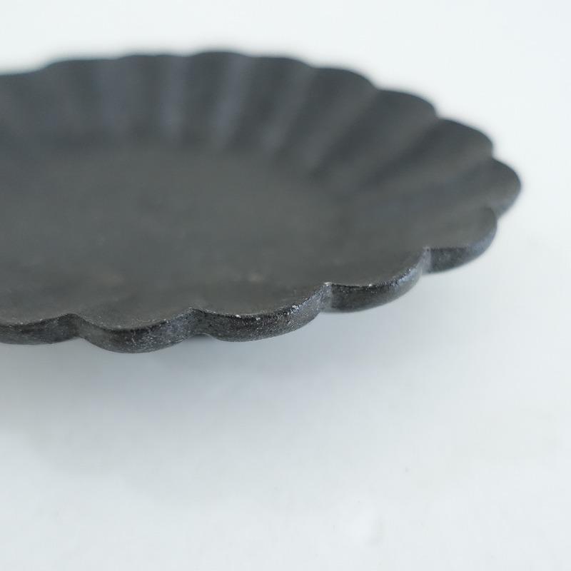 美品】高島大樹 *楕円小皿 黒釉 粉引の輪花 15cm*ブラックお皿小皿和 