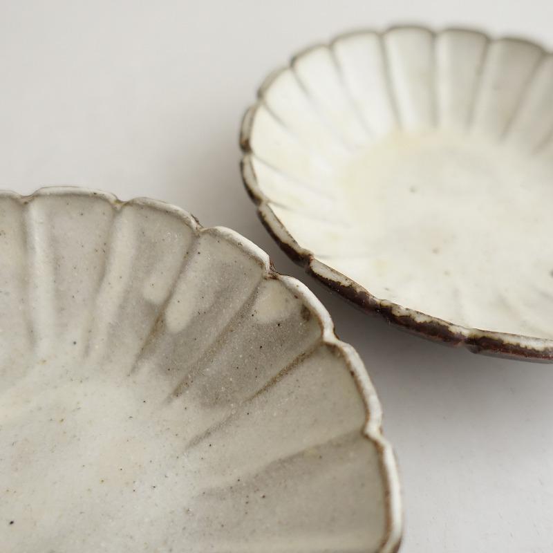 美品】石川裕信 *輪花皿 13cm 2枚セット*白ホワイトフラワー小鉢深皿和
