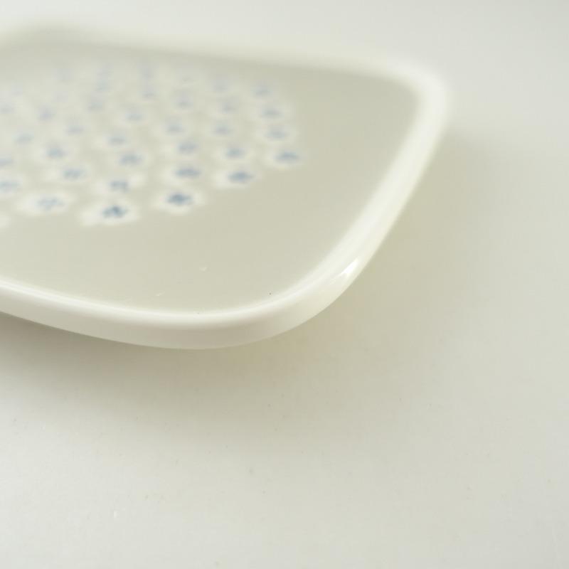 限定！マリメッコ☆マンシッカヴォレット マグカップ＆プレート ベージュ 限定！マリメッコ☆マンシッカヴォレット マグカップ＆プレート