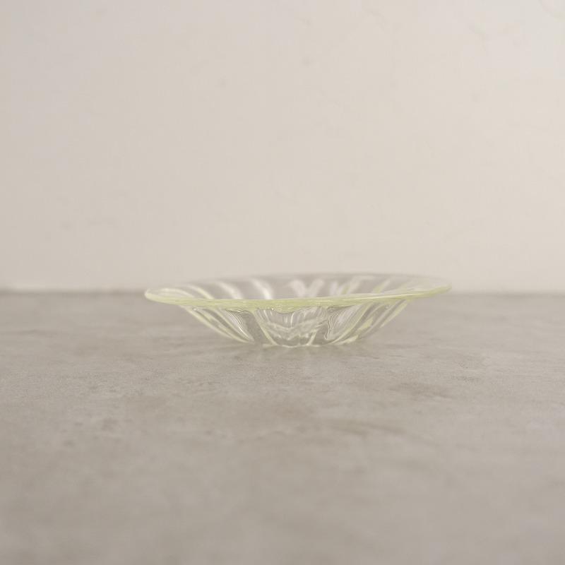 左藤吹きガラス工房 左藤玲朗 *型吹きあめ色モール皿 13.5cm*食器お皿