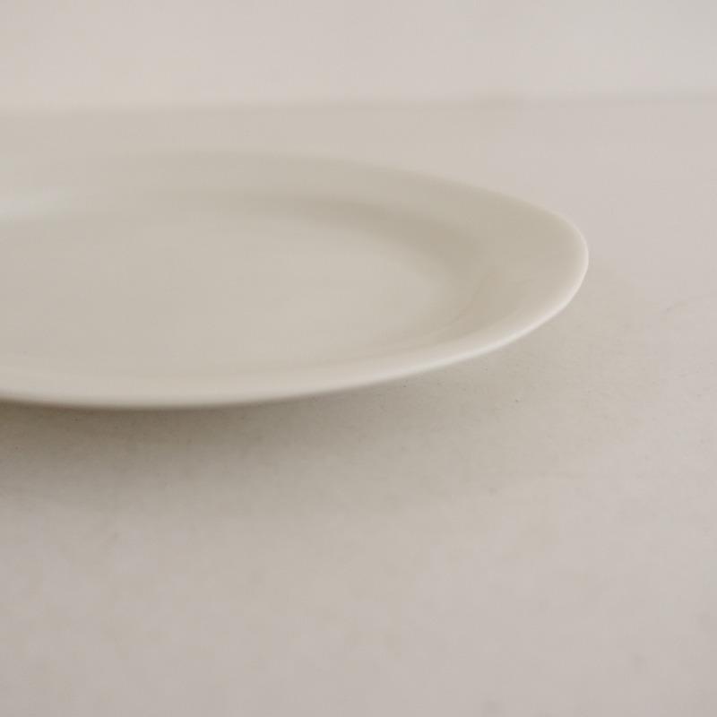 未使用】谷口晃啓 *リムプレート 23cm ホワイト*食器お皿【陶器】(wa87