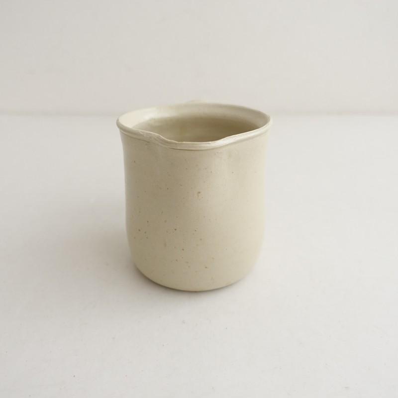 市川孝 *白瓷 ピッチャー*作家しらし乳白色【陶器】(wa87-2511-4