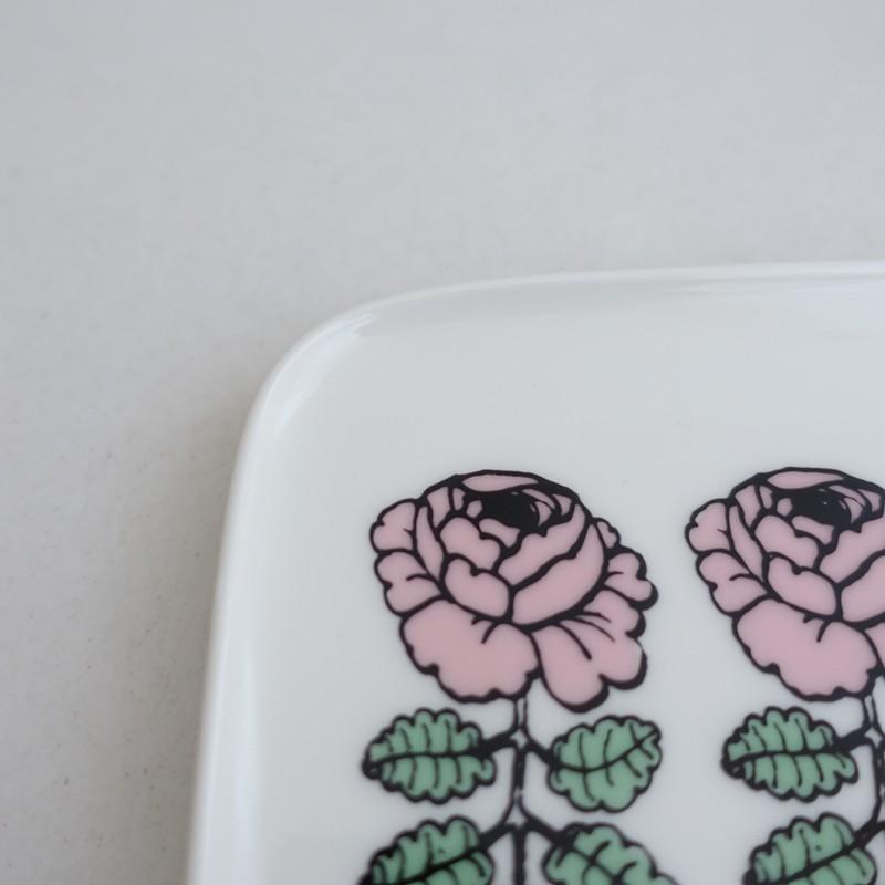北欧】美品/日本別注/マリメッコ marimekko *VIHKIRUUSU プレート