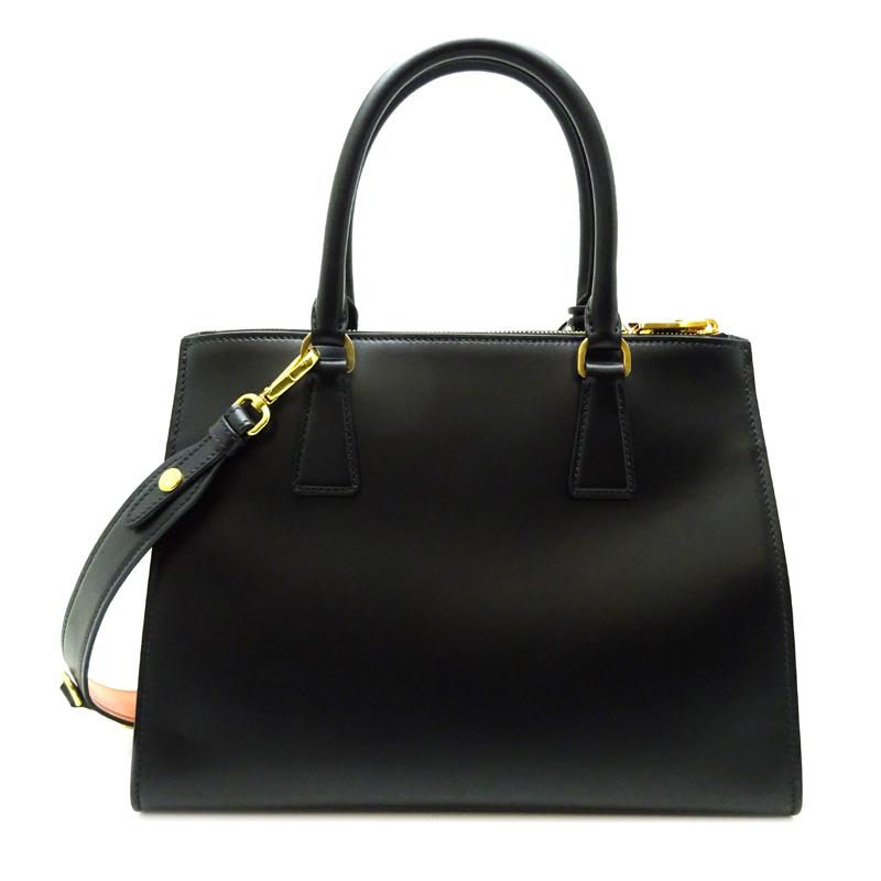 本日のみセール【美品】PRADA ブラック リボン ハンドバッグ PRADA リボンハンドバッグ