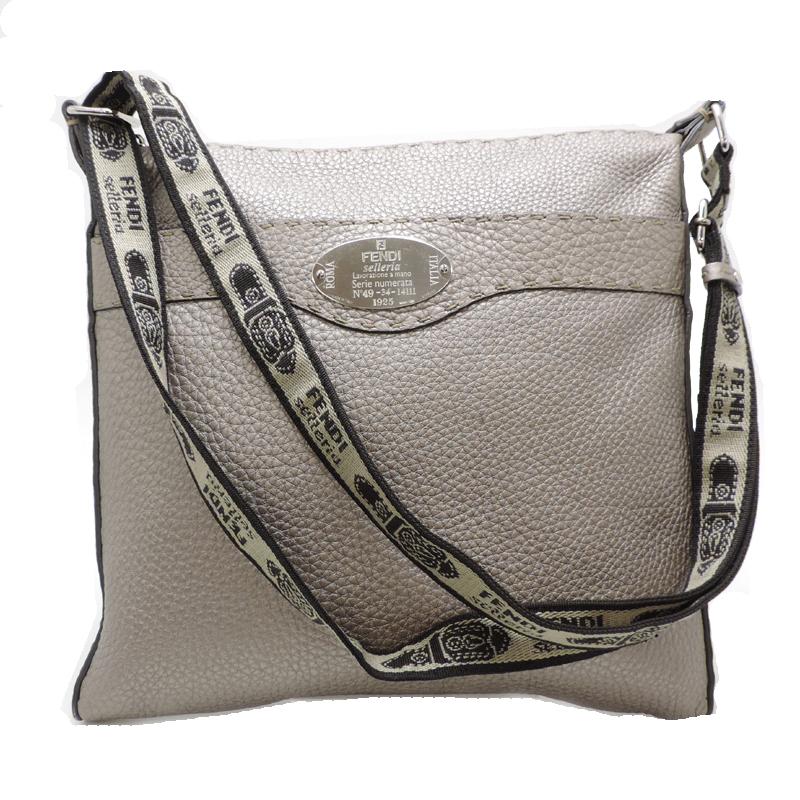 FENDI 【10/15まで！ローン48回無金利】［飯能本店］FENDI フェンディ 