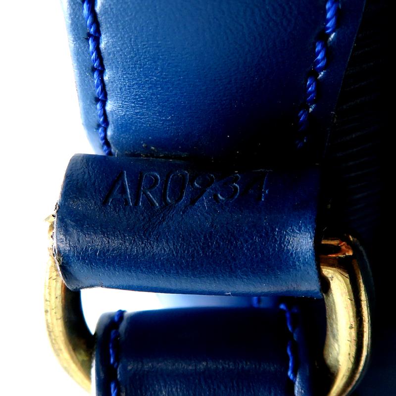 LOUIS VUITTON 【10/15まで！ローン48回無金利】［飯能本店］LOUIS LV  