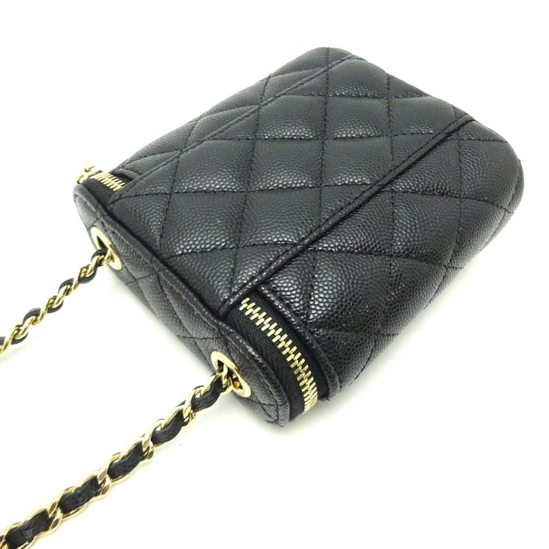 CHANEL（シャネル） ［銀座店］CHANEL マトラッセ ミニバニティ