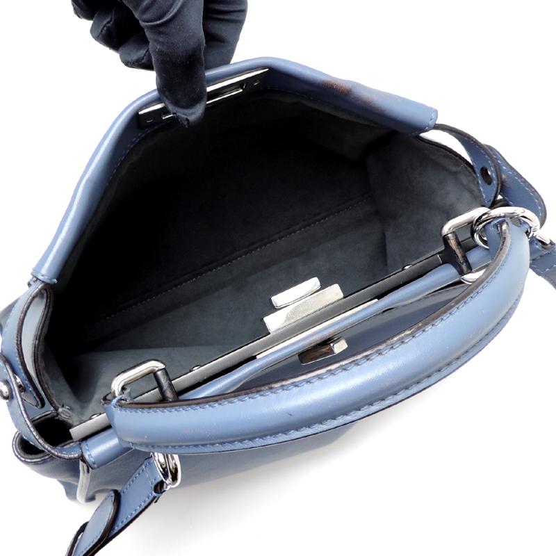 FENDI（フェンディ） ［飯能本店］FENDI ピーカブー ミディアム 8BN290