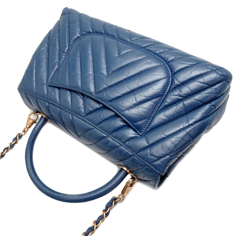 ワンショルダー　シェブロン　ココマーク　シャネル　ブルー　美品　チェーンバッグ CHANEL - ワンショルダー シェブロン ココマーク シャネル ブルー 美品