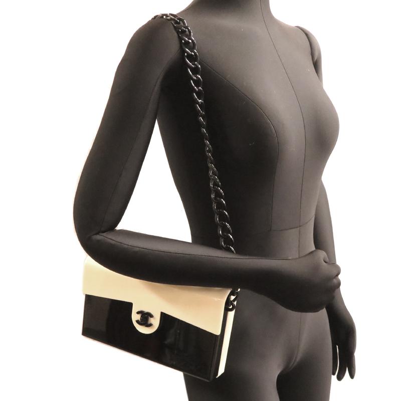 CHANEL（シャネル） ［銀座店］CHANEL プラスチック ショルダーバッグ