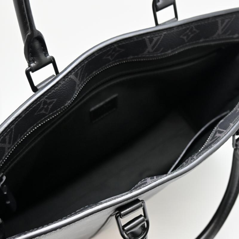 LOUIS VUITTON（ルイ・ヴィトン） ［飯能本店］LOUIS VUITTON LV