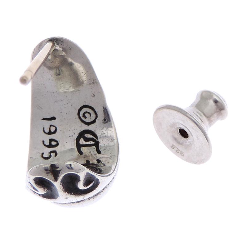 クロムハーツ カーブドティアドロップ ピアス 925 シルバー Amazon.co.jp: クロムハーツ(CHROME HEARTS)カーブド・ティア