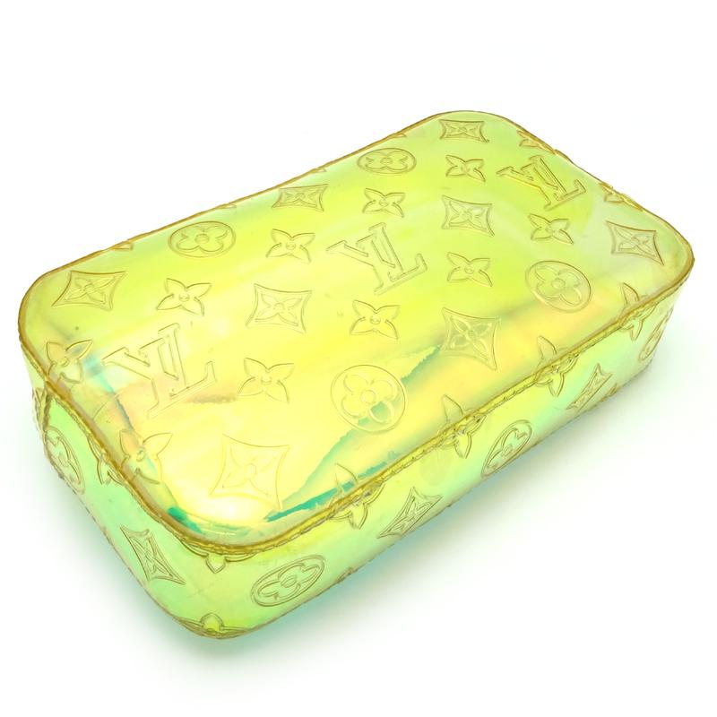 ［飯能本店］LOUIS VUITTON LV ルイ・ヴィトン ポシェット ヴォルガ ※ストラップ欠品 M55261(廃番) ポーチ モノグラムプリズム DH89697