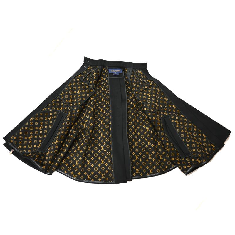 ［飯能本店］LOUIS VUITTON LV ルイ・ヴィトン ケープコート FJC094QWE A431 ポンチョ ウール ブラック レディース DH90832の画像
