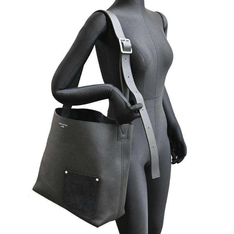 LOUIS VUITTON（ルイ・ヴィトン） ［銀座店］LOUIS VUITTON LV LV