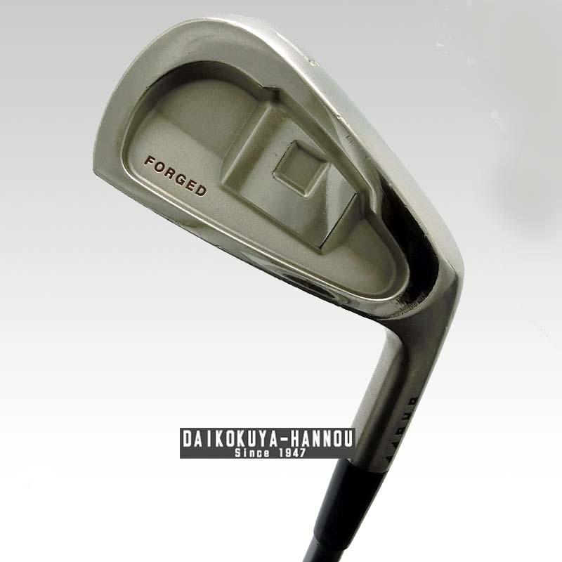 オノフ KURO FORGED アイアンセット 5本　2017年 モーダス105 Amazon.co.jp: ONOFF(オノフ) KURO 黒 アイアン 5本セット N.S.PRO