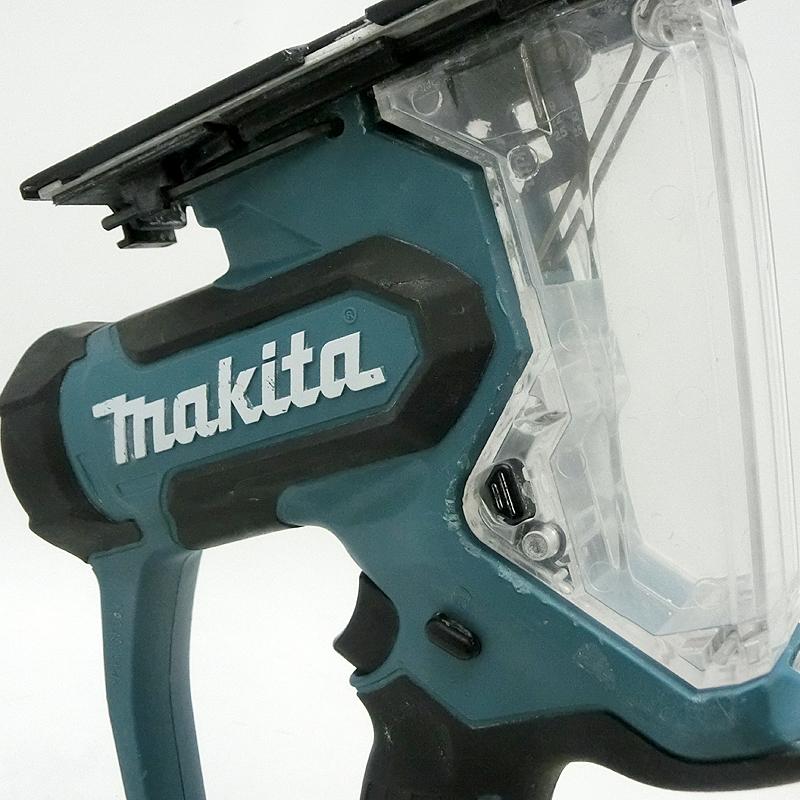 makita　充電式ボードカッタ 【SD180DZ】 バッテリ 3.0Ah 18V ×2本 / 充電器 / ケース 付　切断工具 【周年】 /KH03384