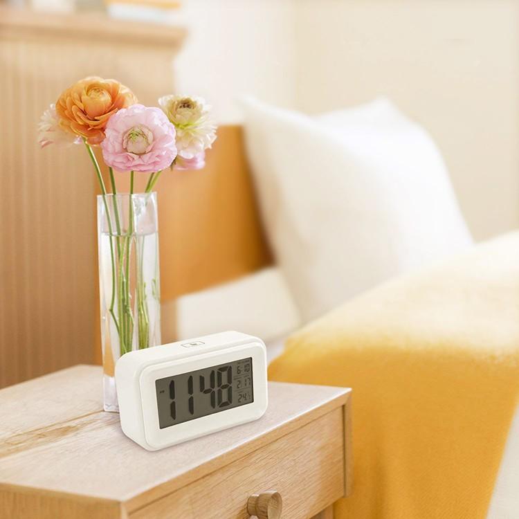 目覚まし時計 こども 子供 デジタル時計 大音量 起きれる めざまし時計 光 シンプル おしゃれ 置き時計 大音量 夜間バックライト 自動点灯 温度計 アラーム |  | 11