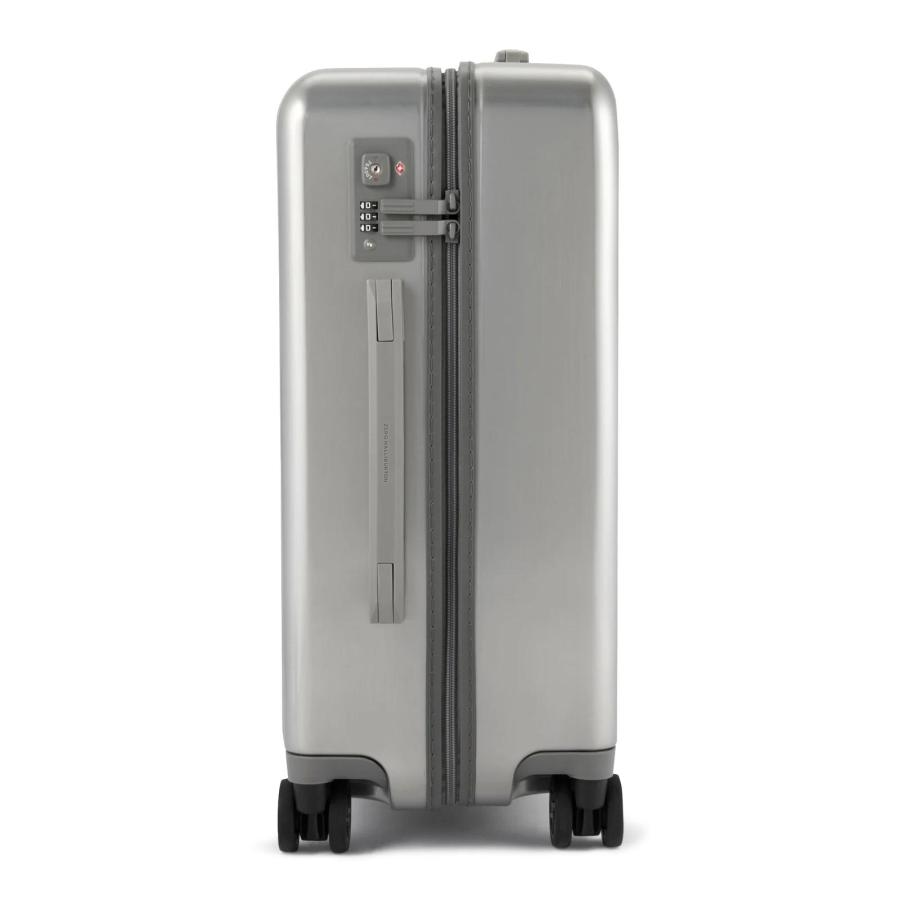 ゼロハリバートン キャリーケース 4輪 ヘアラインシルバー Classic Lightweight 4.0 Metallic | Continental Carry-On 37L 81373-05の画像