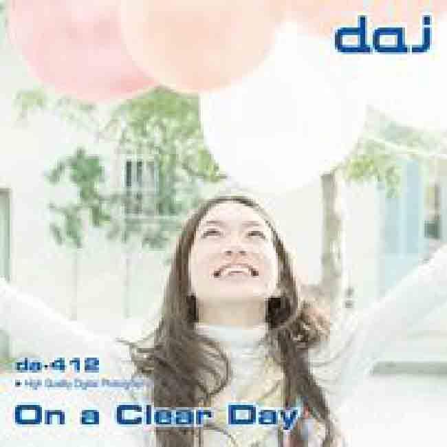 DAJ 412 On a Clear Dayのサムネイル
