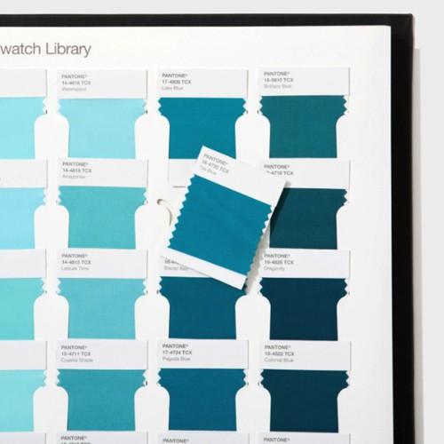 PANTONE　サバイバルキット　フルエディション PANTONE サバイバルキット フルエディション OTONA GARAGE