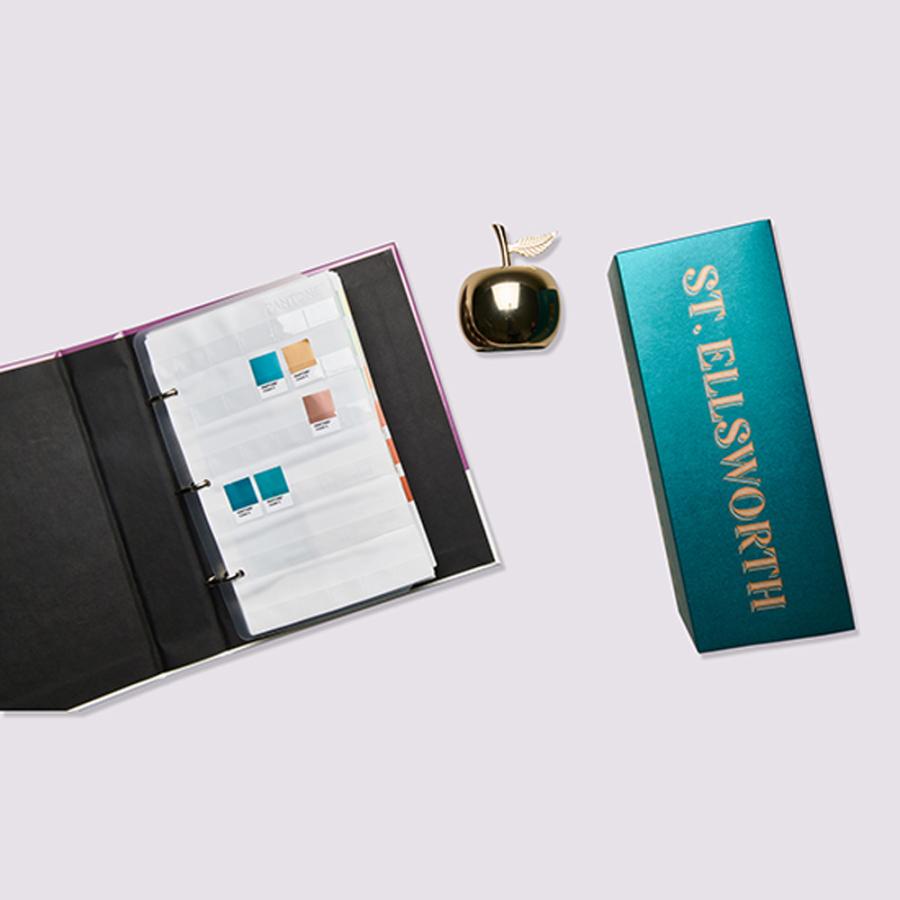 PANTONE（パントン） 旧版アウトレット メタリックチップブック