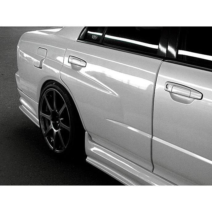 ユーラス URAS スカイライン 4ドア ER34 TYPE-R 前後フェンダー セット