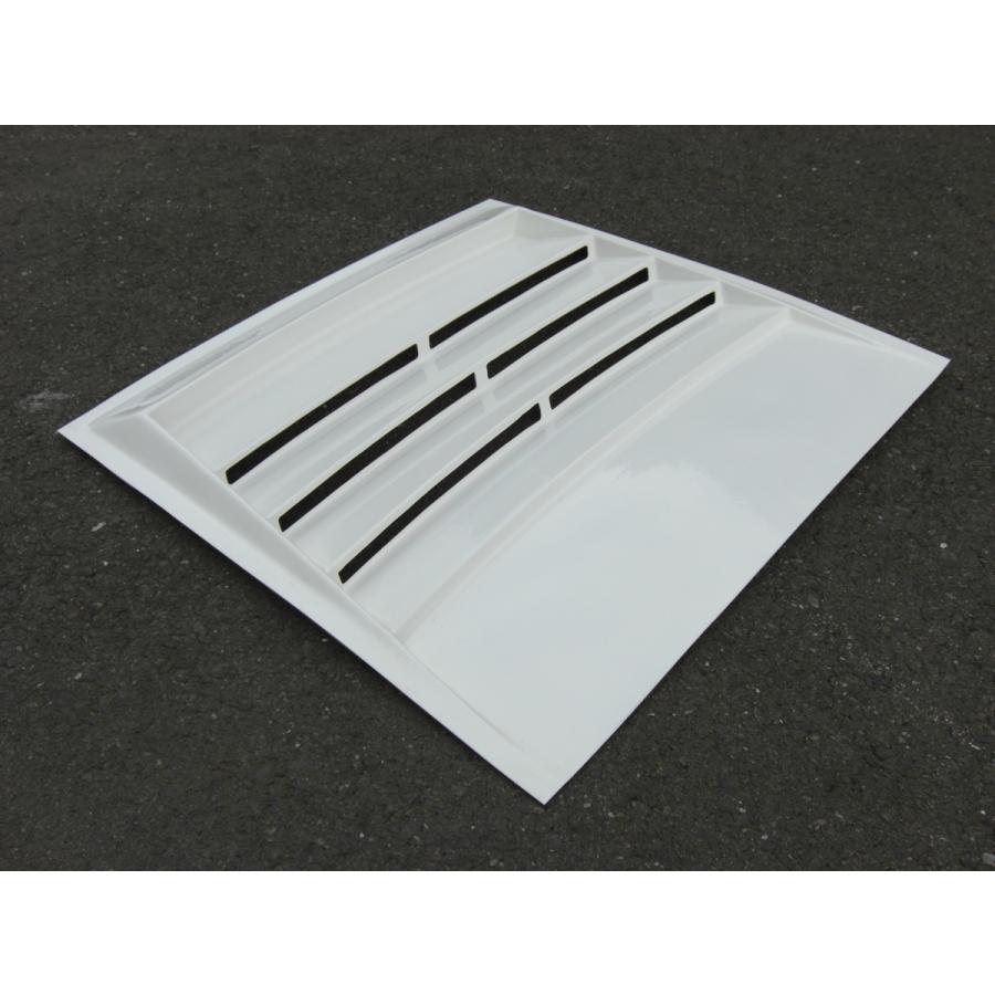 R34 スカイライン　ダクト付きFRPボンネット未塗装　白ゲル R34 スカイライン ダクト付きFRPボンネット未塗装 白ゲル R34