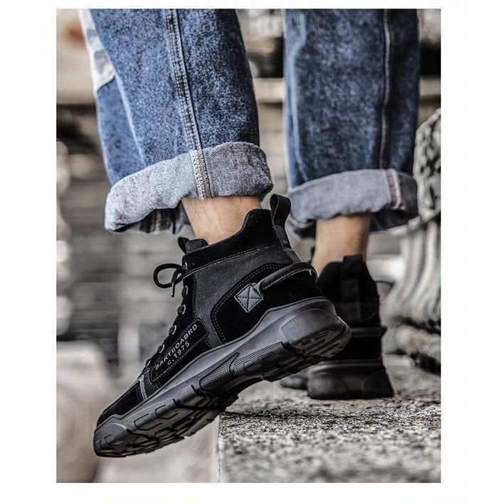 人気の雑貨がズラリ ヴァンズ 冬靴 靴 軽量 疲れない 旅行 歩きやすい 高品質 メンズ レディース ハイカットスニーカー 冬 暖かい ボア ふゆ Discoversvg Com