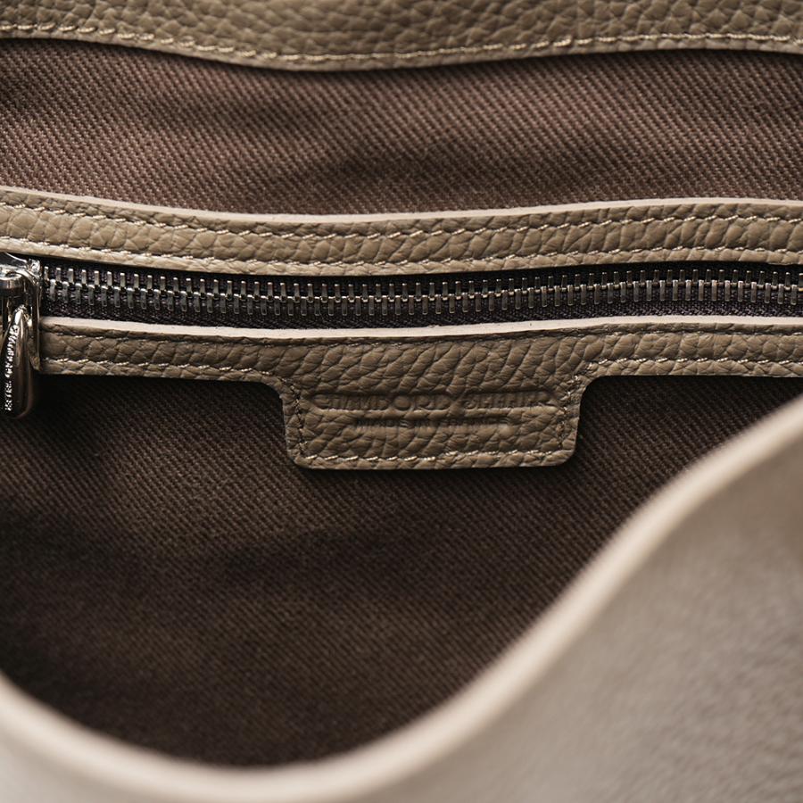 CHAMBORD SELLIER シャンボール セリエ 60824 BUSSE/LAGUN ビュッセ シュリンクレザー トートバッグ TAUPEの画像