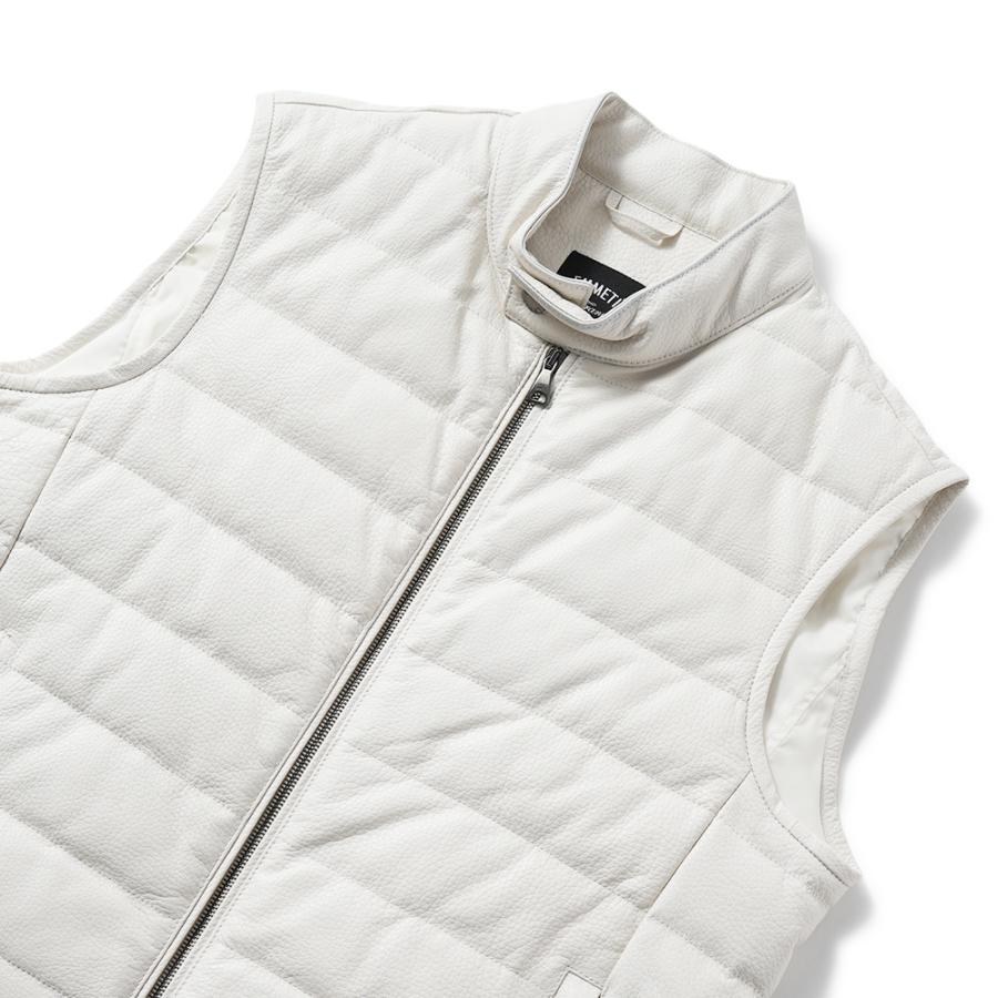 EMMETI エンメティ JURI DOWN VEST SP CALF ユリ ダウンベスト スペシャルカーフ OFF WHITEの画像