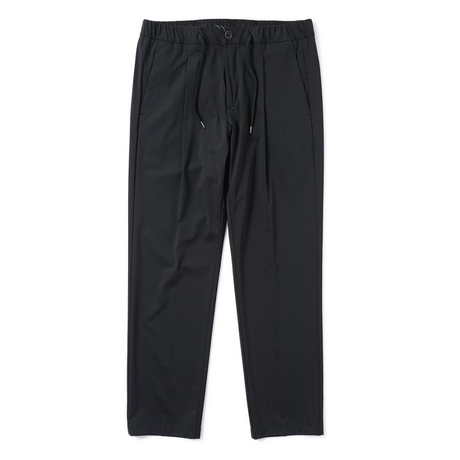 HERNO（ヘルノ） NYLON JERSEY ナイロンジャージ 1プリーツ テーパードパンツ PT000044U/12588S BLACK ...