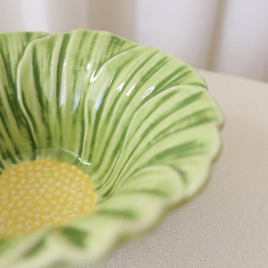 Bordallo Pinheiro ボルダロ・ピニェイロ ポルトガル製 ボウル 花柄