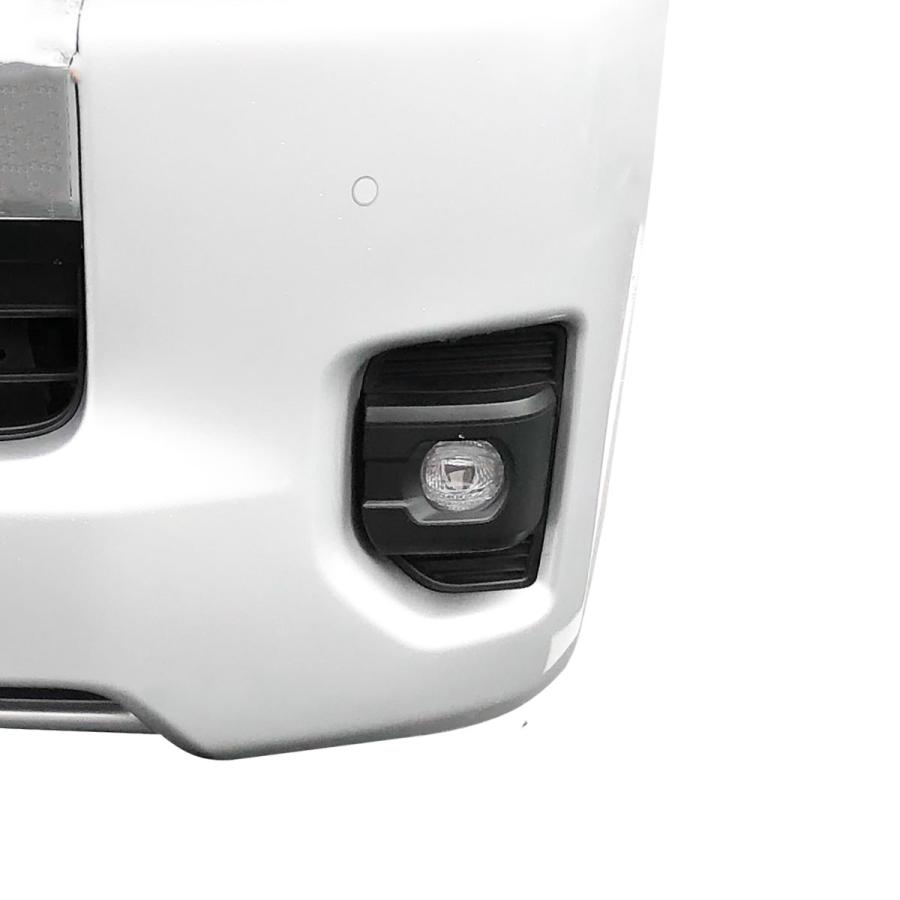 ハイエース 200系 7型 フォグランプ 純正形状 左右セット 配線付