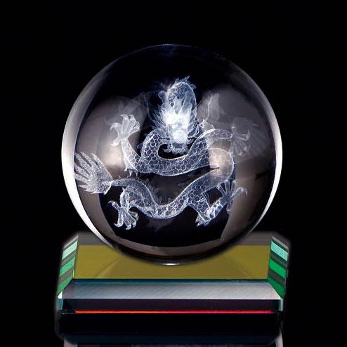 ドラゴン 3Dレーザー彫 縁起物 ガラス 置物/ 風水神龍