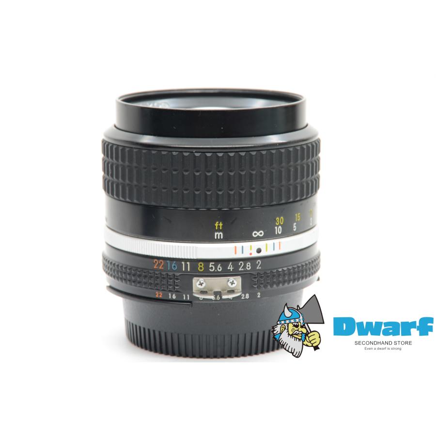 完売 #86 Nikon Ai-s 85mm F 2 マニュアルフォーカス レンズ